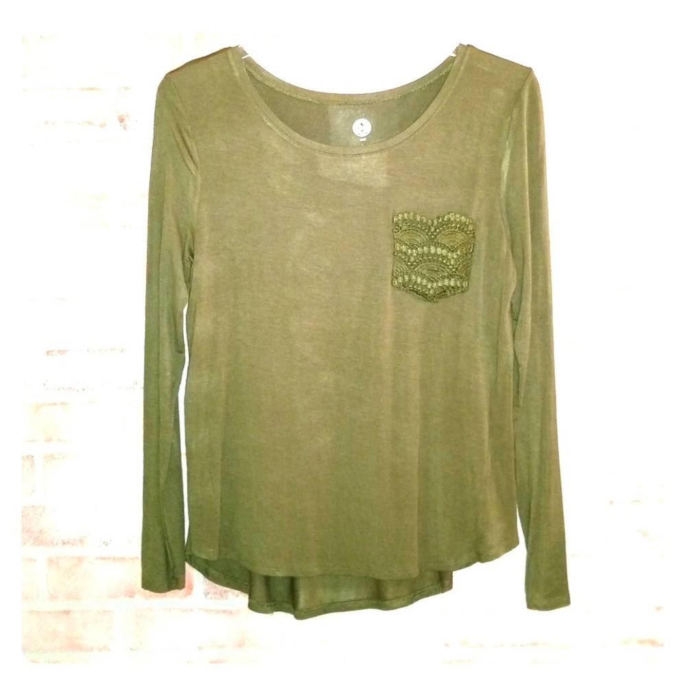 Lightweight long sleeve embellished pocket tee